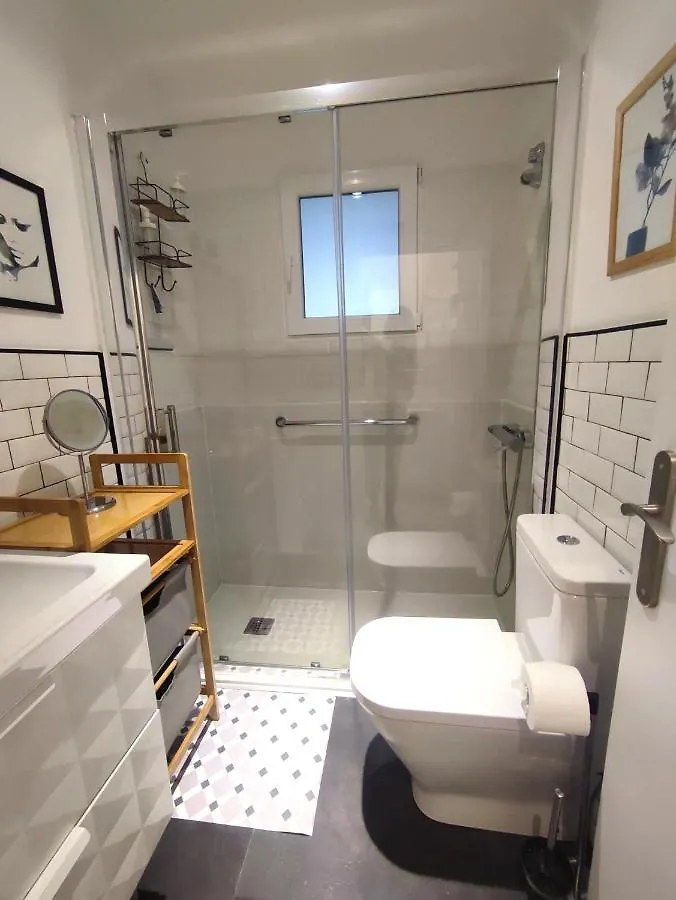 Beach Accommodation Apartment San Sebastian 0*,  Spain